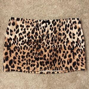 Leopard Print Women's Mini Skirt - Brown/Black